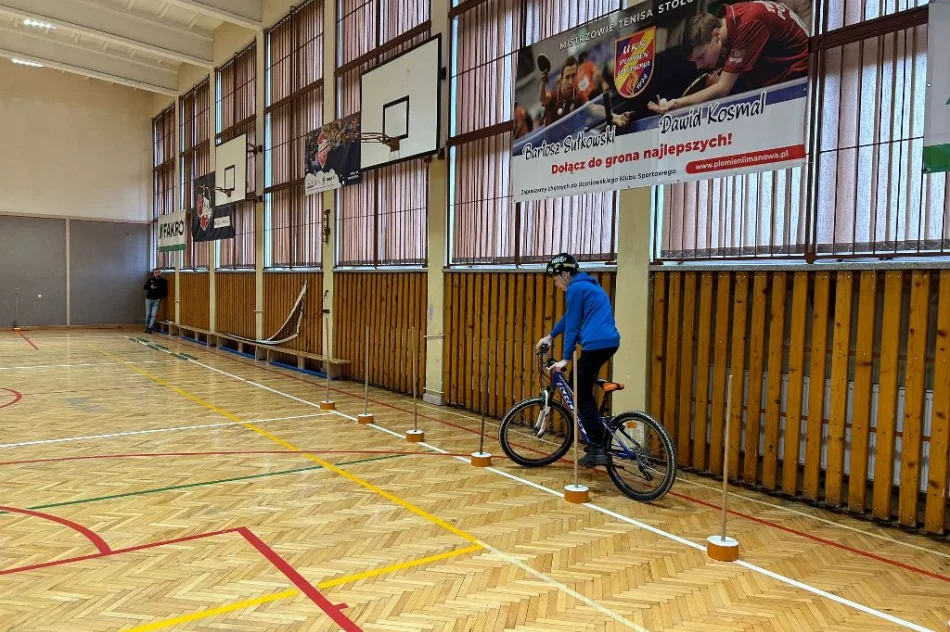 Miejskie eliminacje Ogólnopolskiego Turnieju Wiedzy o Bezpieczeństwie w Ruchu Drogowym - zdjęcie 10