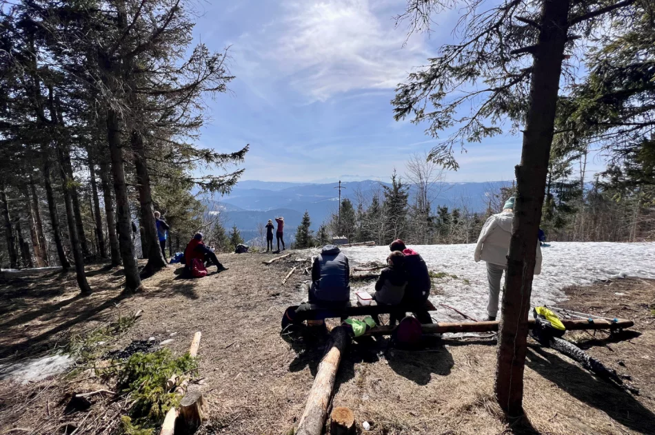 Limanowa: Prognoza pogody i widoki z Mogielicy - zdjęcie 12