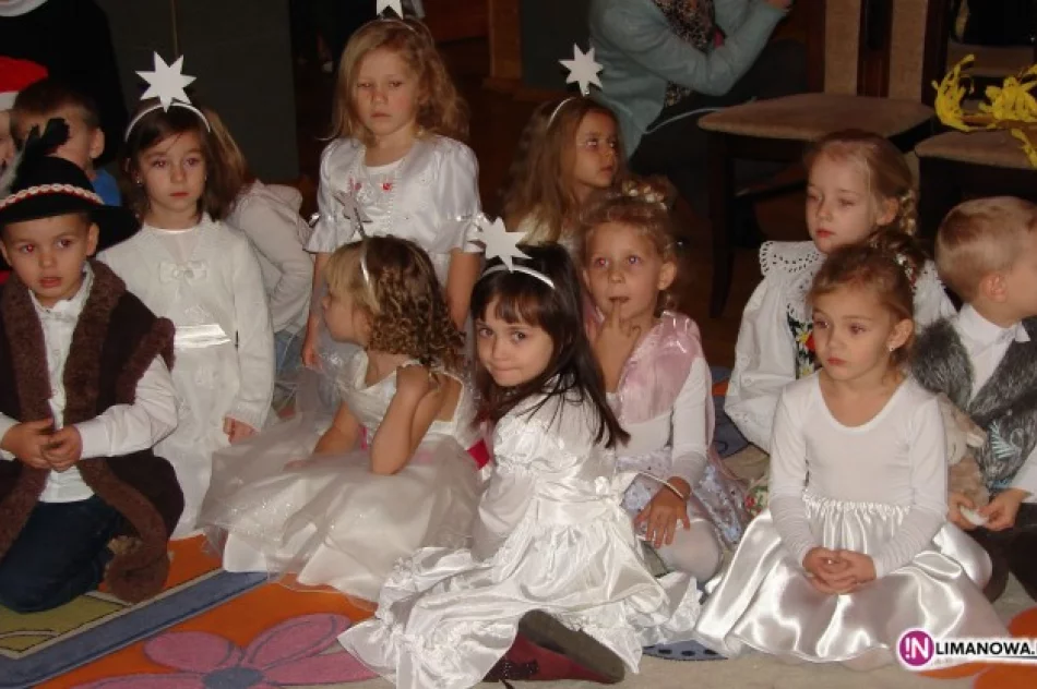 Kolędowanie przedszkolaków w Mordarce - zdjęcie 3