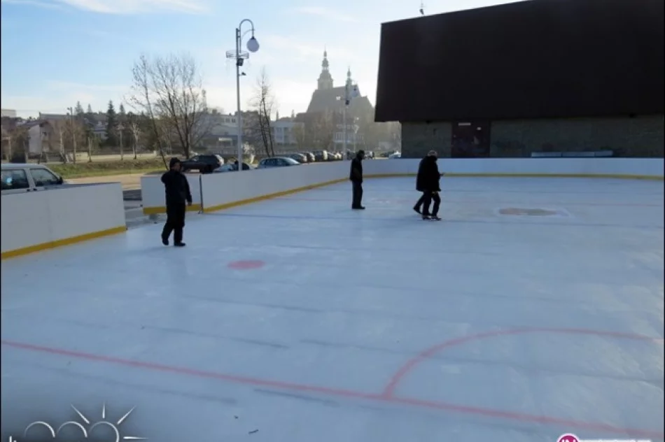 Lodowisko odebrane - zdjęcie 4