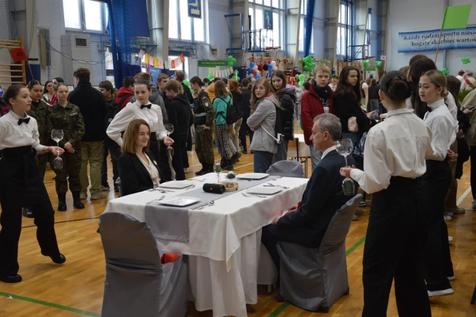 Młodzież poznała limanowskie szkoły średnie - zdjęcie 15