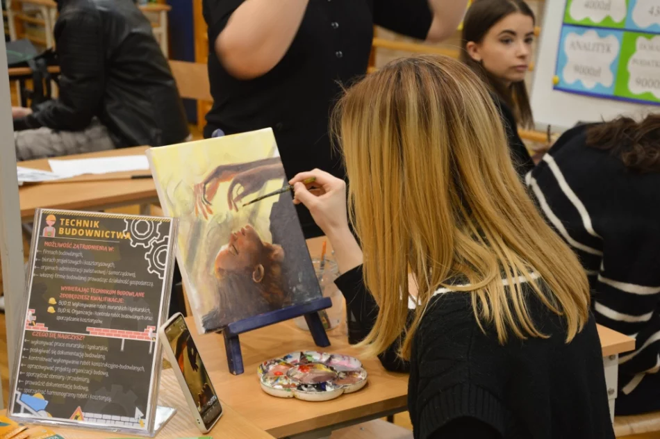 Młodzież poznała limanowskie szkoły średnie - zdjęcie 18