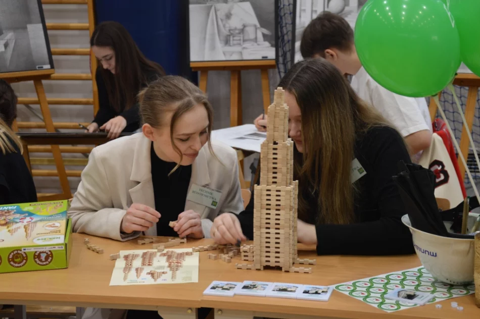 Młodzież poznała limanowskie szkoły średnie - zdjęcie 19