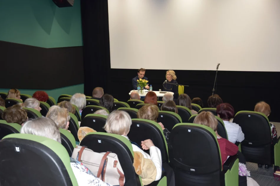 W sali kameralnej LDK odbyło się spotkanie z aktorką Marią Pakulnis - zdjęcie 2