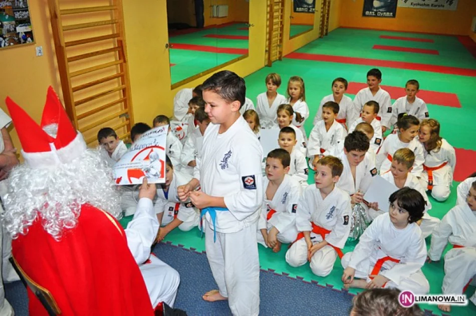 Spotkanie ze Świętym Mikołajem - zdjęcie 2