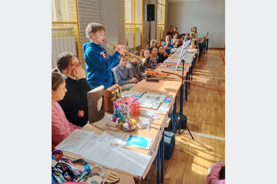 Pokaz Talentów w Szkole Podstawowej nr 2 - zdjęcie 11