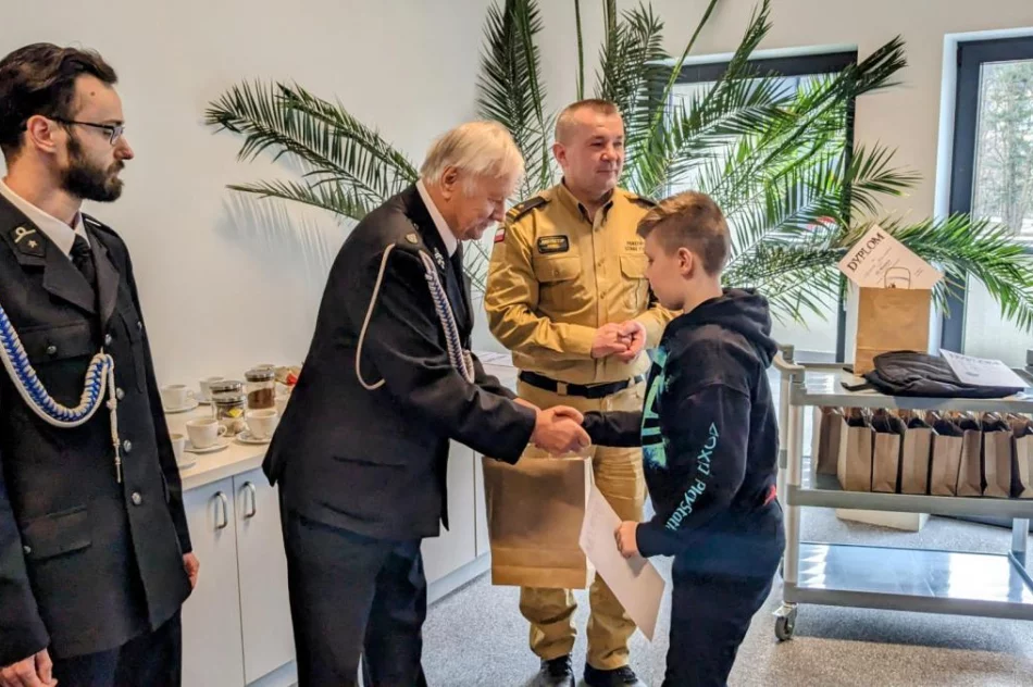 Gminne eliminacje turnieju wiedzy pożarniczej. - zdjęcie 5