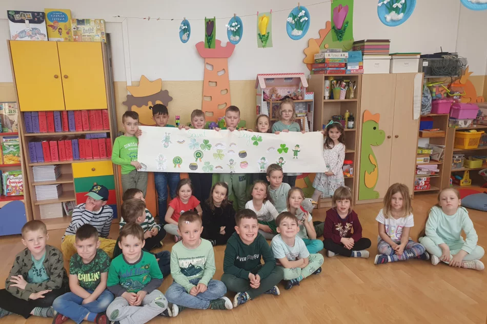 Be Irish for a Day – Dzień Świętego Patryka w Szkole Podstawowej nr 1 w Męcinie - zdjęcie 2