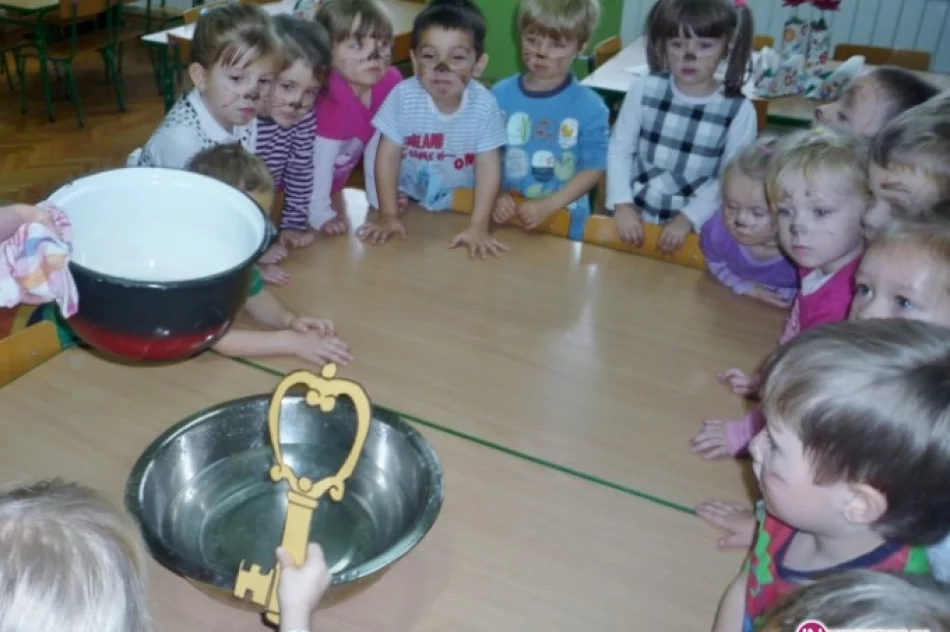 Andrzejkowe czary - mary w Miejskim Przedszkolu Nr 2 w Limanowej - zdjęcie 2