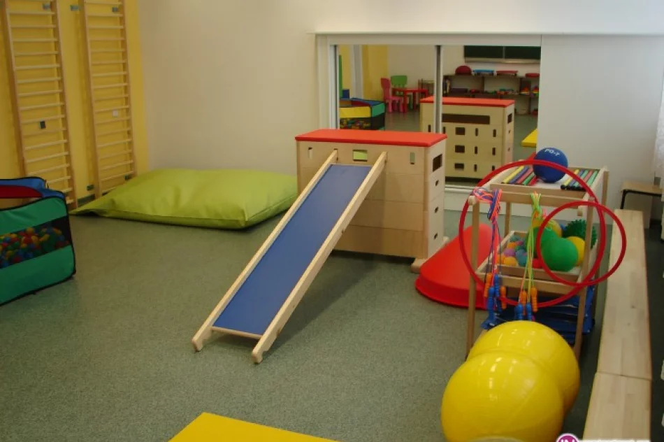 Sala do gimnastyki korekcyjnej i wczesnego wspomagania rozwoju dziecka - zdjęcie 2