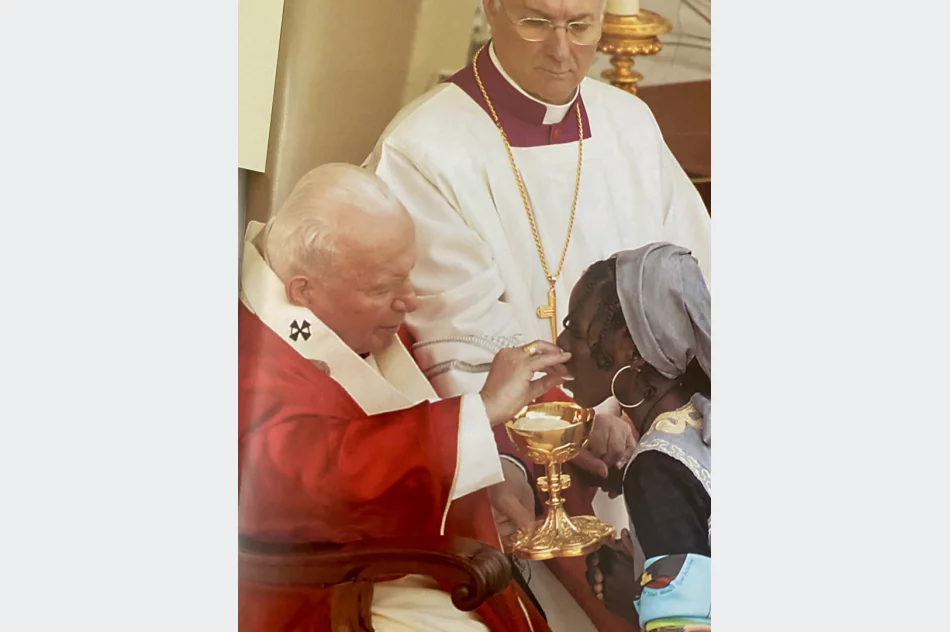 KAŻDE SPOŁECZEŃSTWO ABY DOBRZE FUNKCJONOWAĆ, ROZWIJAĆ SIĘ POTRZEBUJE AUTORYTETÓW - felieton  Janiny Firlej - zdjęcie 3