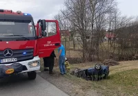 Po dachowaniu pijany kierowca sam wezwał policję - zdjęcie główne