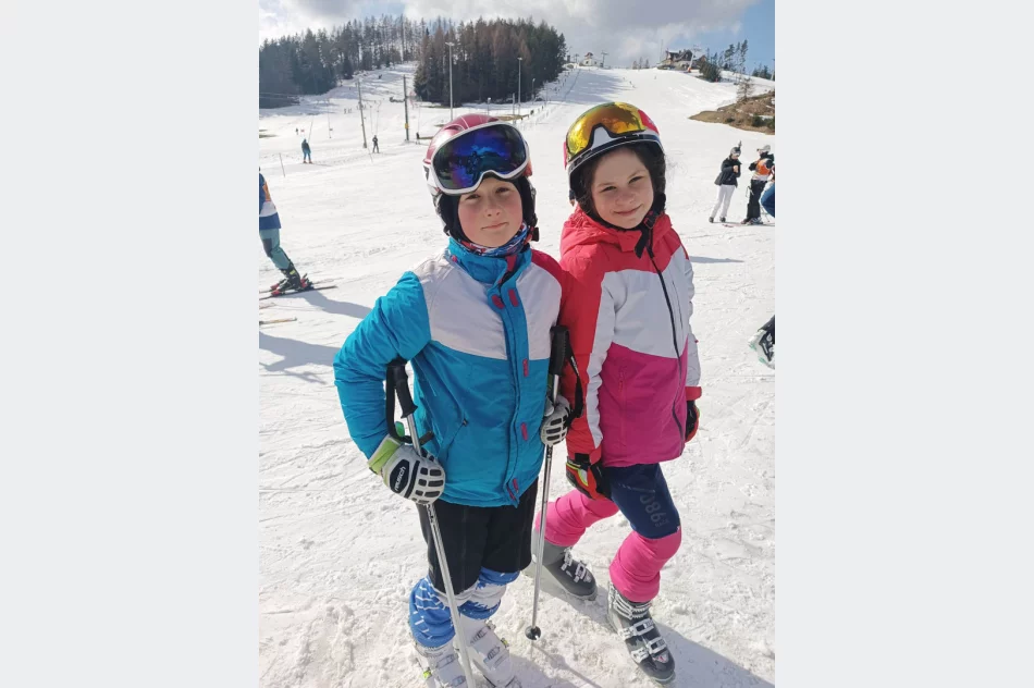 Uczennica limanowskiej „Dwójki” blisko podium w wojewódzkich zawodach w narciarstwie alpejskim - zdjęcie 7