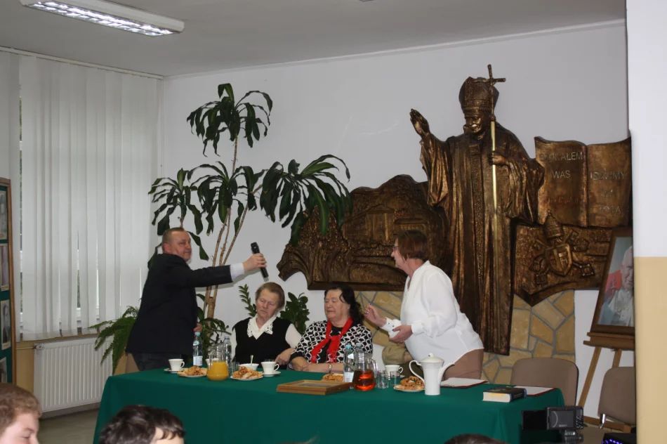 „Ktokolwiek ratuje jedno życie, ten jakby cały świat ratował” - zdjęcie 7