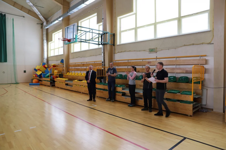 Chłopcy z Rupniowa Mistrzami Gminy Limanowa w Piłce Ręcznej Młodzieży - zdjęcie 7