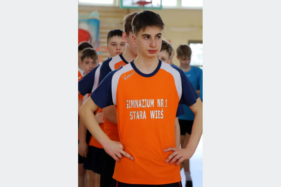 Chłopcy z Rupniowa Mistrzami Gminy Limanowa w Piłce Ręcznej Młodzieży - zdjęcie 10