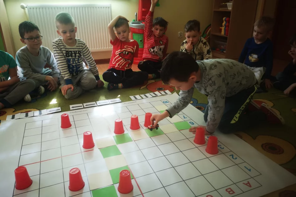 „Przedszkolaki kodują – myślenie trenują” – innowacja pedagogiczna w grupie 0b - zdjęcie 10