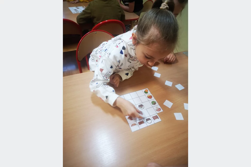 „Przedszkolaki kodują – myślenie trenują” – innowacja pedagogiczna w grupie 0b - zdjęcie 12