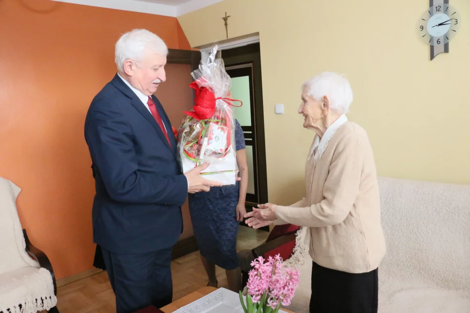 SETNE URODZINY mieszkanki Miasta Limanowa Pani JANINY FLOREK - zdjęcie 6