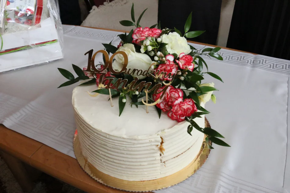 SETNE URODZINY mieszkanki Miasta Limanowa Pani JANINY FLOREK - zdjęcie 12