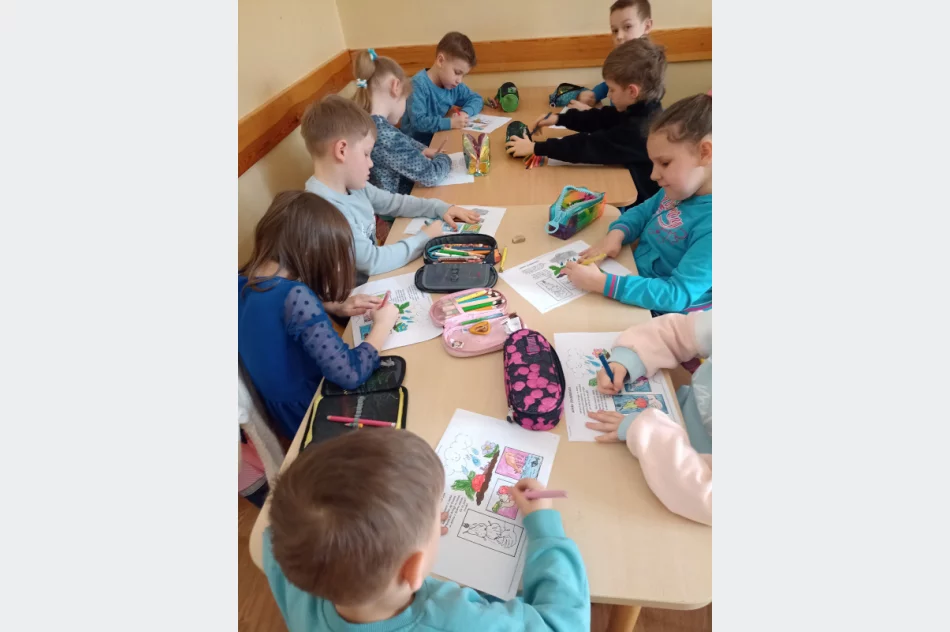 „Kochamy naszą planetę” –Światowy Dzień Wody w Szkole Podstawowej w Pisarzowej - zdjęcie 15