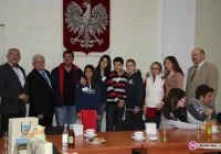 Międzynarodowa wizyta w Szkole Podstawowej w Nowym Rybiu - zdjęcie główne