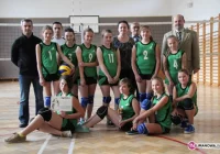 Dziewczęta z Pisarzowej Mistrzyniami Gminy w siatkówce - zdjęcie główne