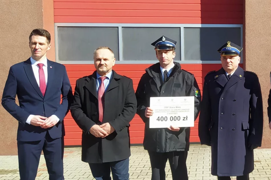 Wsparcie finansowe dla Ochotniczej Straży Pożarnej w Starej Wsi. - zdjęcie 4