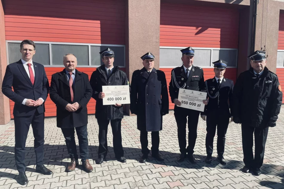 Wsparcie finansowe dla Ochotniczej Straży Pożarnej w Starej Wsi. - zdjęcie 6