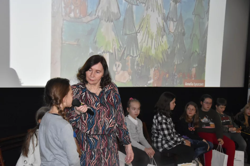 Pełne wrażeń i ekscytacji spotkanie promujące książkę „Bajka o niezwykłej wiewiórce Rudce” - zdjęcie 3