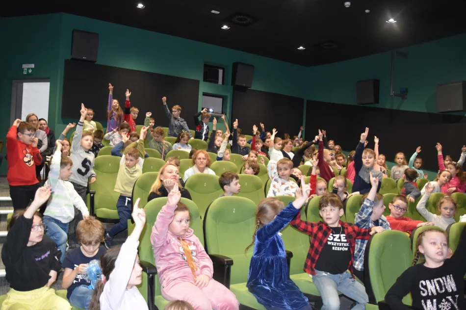 Pełne wrażeń i ekscytacji spotkanie promujące książkę „Bajka o niezwykłej wiewiórce Rudce” - zdjęcie 4