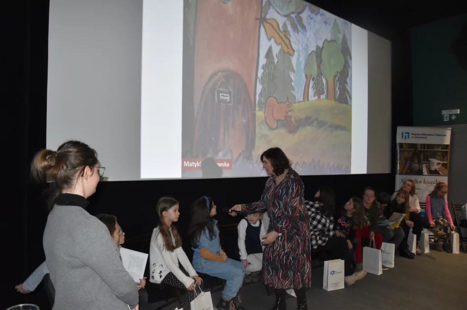 Pełne wrażeń i ekscytacji spotkanie promujące książkę „Bajka o niezwykłej wiewiórce Rudce” - zdjęcie 11