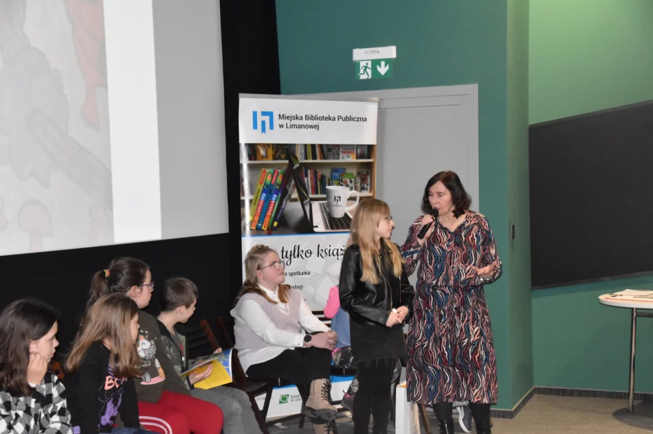 Pełne wrażeń i ekscytacji spotkanie promujące książkę „Bajka o niezwykłej wiewiórce Rudce” - zdjęcie 12