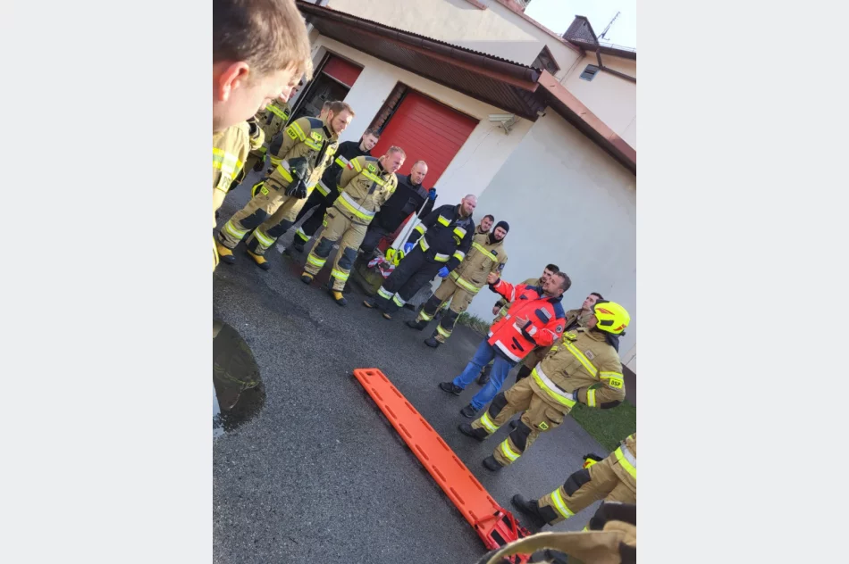 Wspólne ćwiczenia z ratownictwa technicznego  - zdjęcie 11