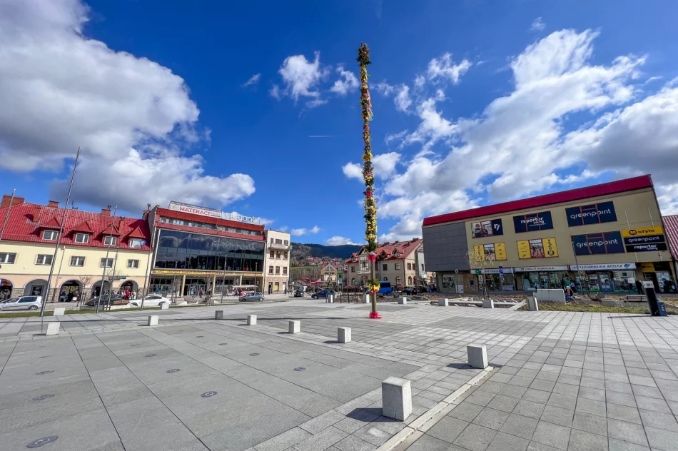 Palma już na Rynku w Limanowej. Od 21 lat tworzy je Pani Władysława Ślazyk - zdjęcie 9