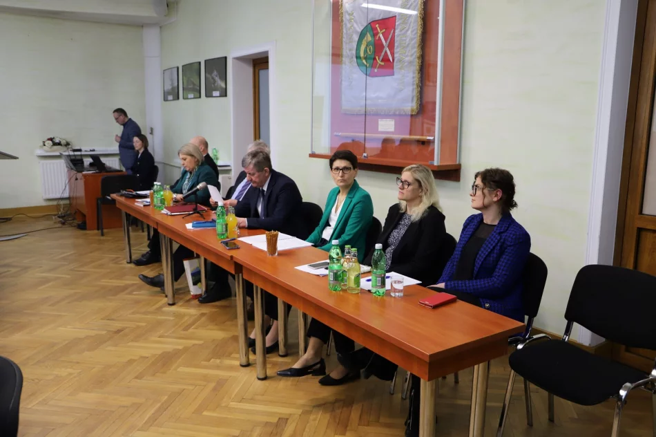 Informacja o XXIX Sesji Rady Gminy Limanowa - zdjęcie 13