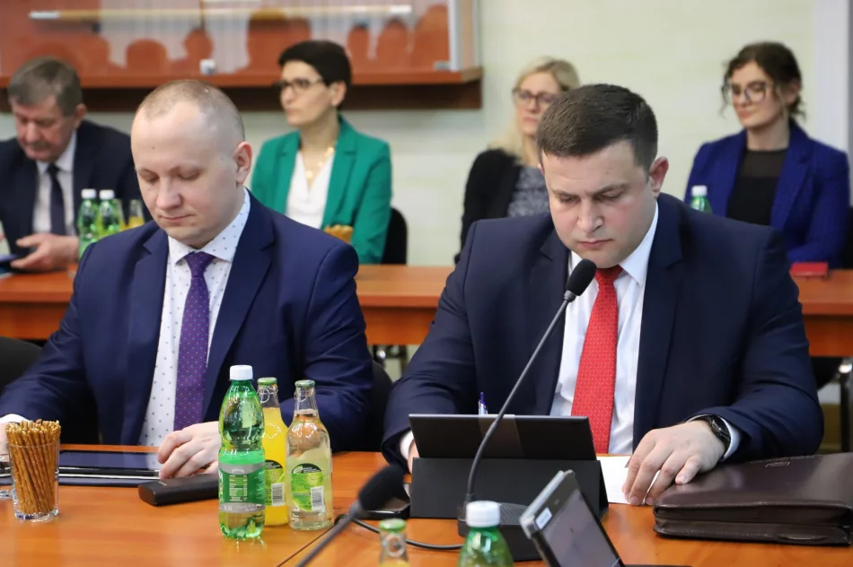 Informacja o XXIX Sesji Rady Gminy Limanowa - zdjęcie 14