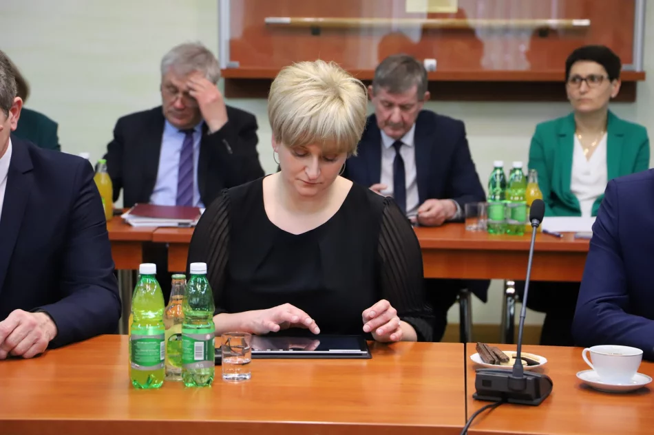 Informacja o XXIX Sesji Rady Gminy Limanowa - zdjęcie 16