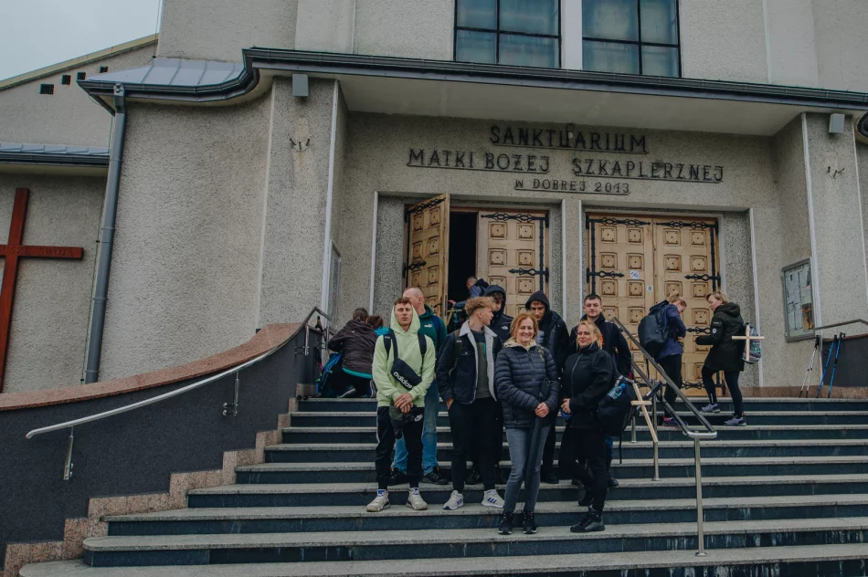 Ekstremalna Droga Krzyżowa z Dobrej 2023 zainaugurowana przez jej twórcę - zdjęcie 2