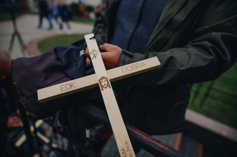 Ekstremalna Droga Krzyżowa z Dobrej 2023 zainaugurowana przez jej twórcę - zdjęcie 14