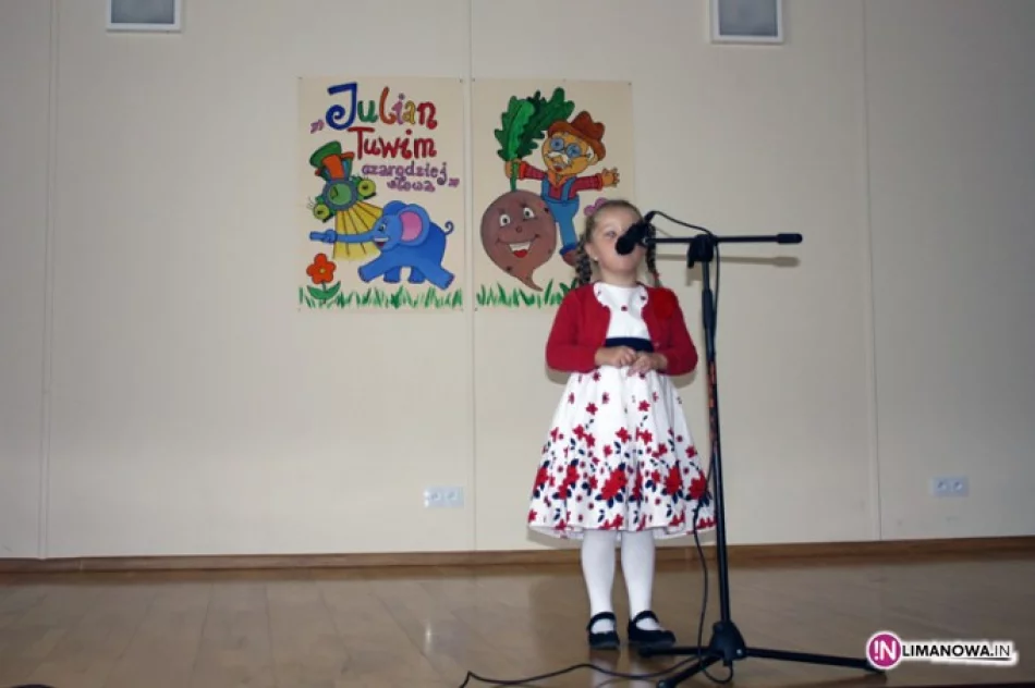 Finał konkursu recytatorskiego  w Gminnej Bibliotece Publicznej w Starej Wsi - zdjęcie 2