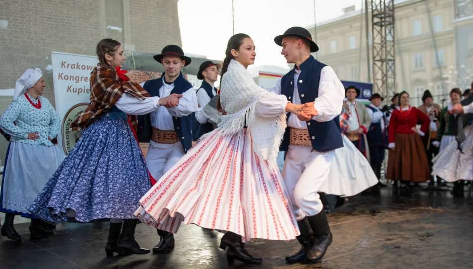 Dołącz do zespołu promującego folklor - zdjęcie 1