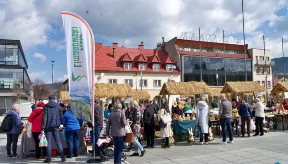 Jutro wielkanocny kiermasz na rynku - zdjęcie 1