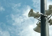 Zawyją syreny alarmowe - zdjęcie główne