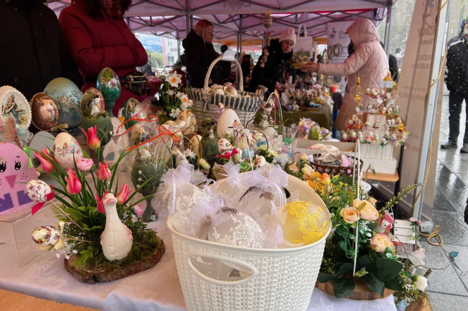 Kiermasz wielkanocny okraszony… śniegiem - zdjęcie 4