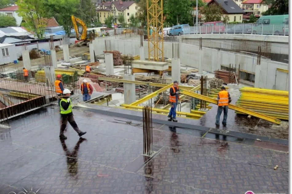 Budowa 'maślanego rynku' w trakcie realizacji - zdjęcie 2