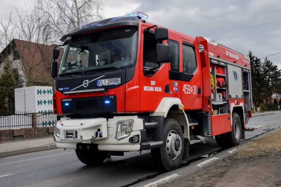 Zasnęła za kierownicą i doprowadziła do kolizji - zdjęcie 2