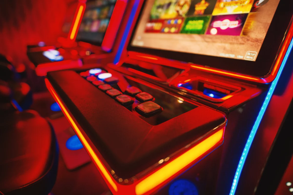 Kraków: 29 osób oskarżonych o nielegalne urządzanie gier hazardowych