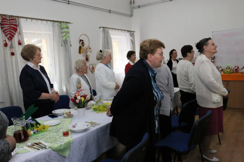 Przedświąteczne spotkanie w Dziennym Domu „Senior+” w Limanowej - zdjęcie 12