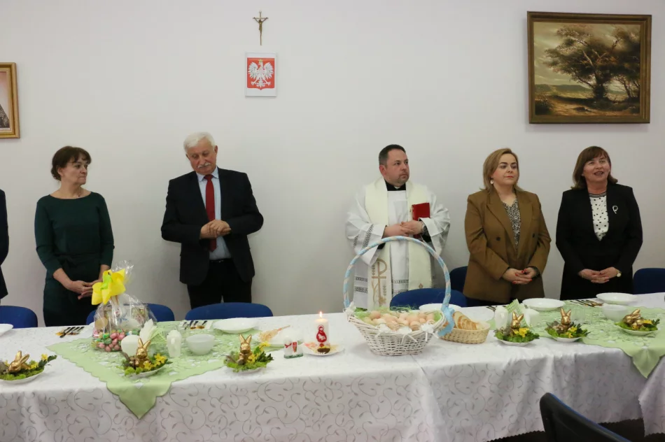 Przedświąteczne spotkanie w Dziennym Domu „Senior+” w Limanowej - zdjęcie 15